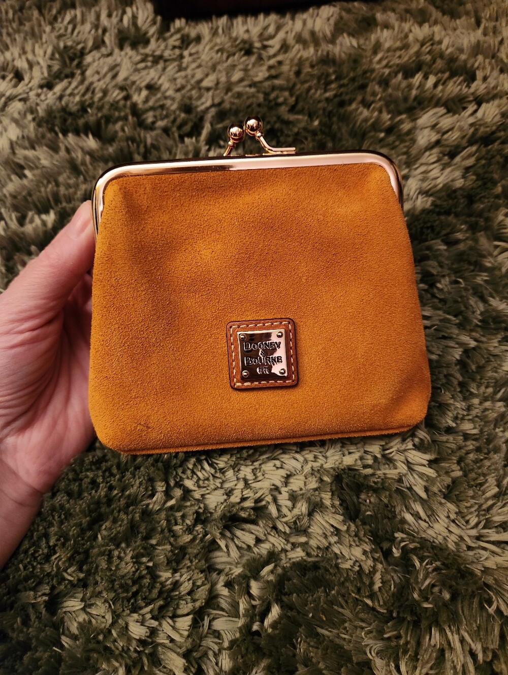 Dooney And Bourke Kisslock Coin Case